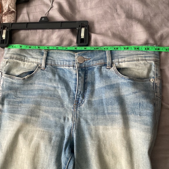 COPY - Juicy couture skinny jeans with silver on the side of the legs - Picture 8 of 11